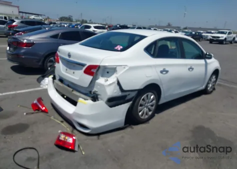 2017 Nissan Sentra S z USA, uszkodzony, nr VIN 3N1AB7AP3HY285039